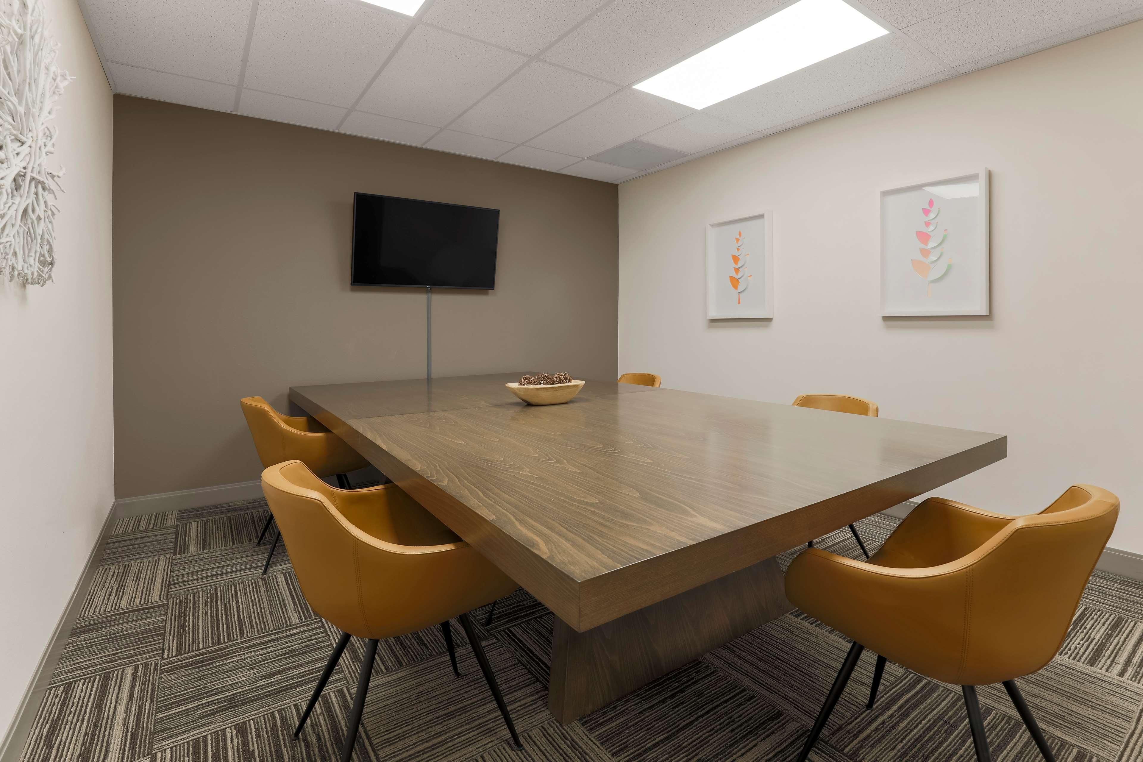 Hilton Garden Inn Davis Downtown المظهر الخارجي الصورة